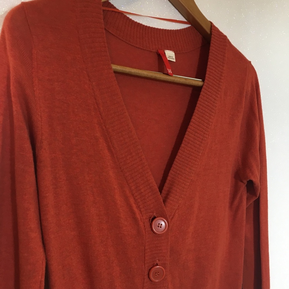 Sweater - Picture 5 of 7